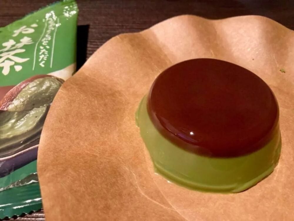 第1位　【カルディの隠れ名品】見つけたら即買い！カルディコーヒーファームの抹茶おやつベスト3「1位はパリッと新食感で手が止まらない」