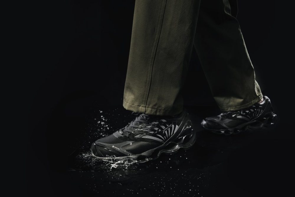 最先端の機能を盛り込んだフラッグシップモデル！どんな環境でも足元を支える！