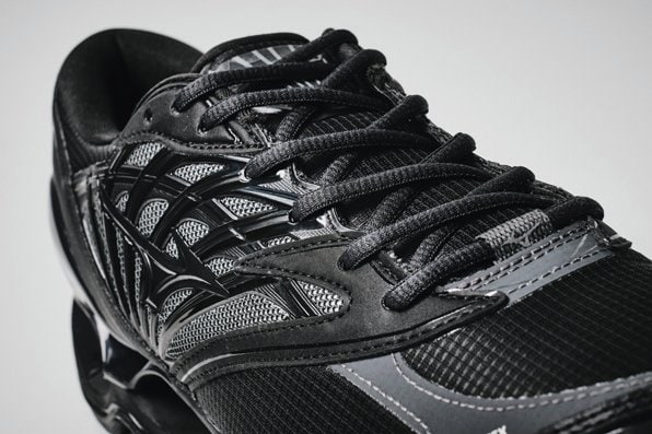 細部にまでこだわりを感じる秀逸なアッパーデザイン！