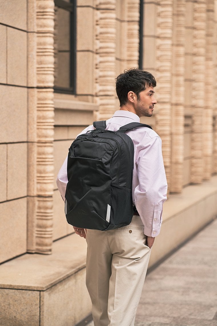 エル・エル・ビーン コンフォート・キャリー・ラップトップ・パック、42L 「背負いも手持ちもできる2WAY仕様」