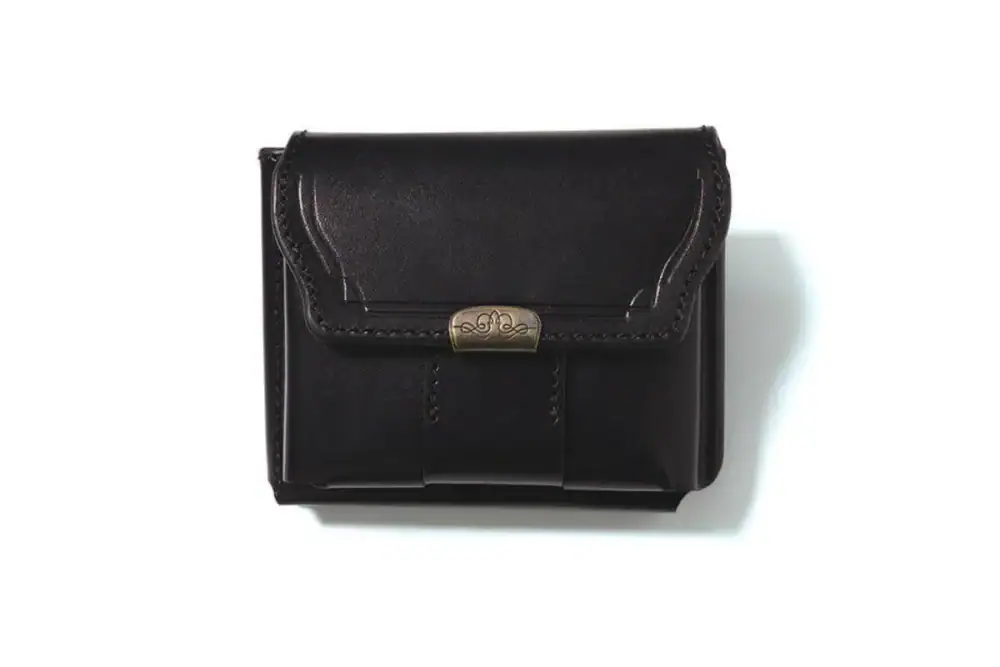 第3位　【あれもこれも欲しい…を即解決】絶品ミニ財布に“着るバッグ”まで！働き世代の願いを叶える傑作3選