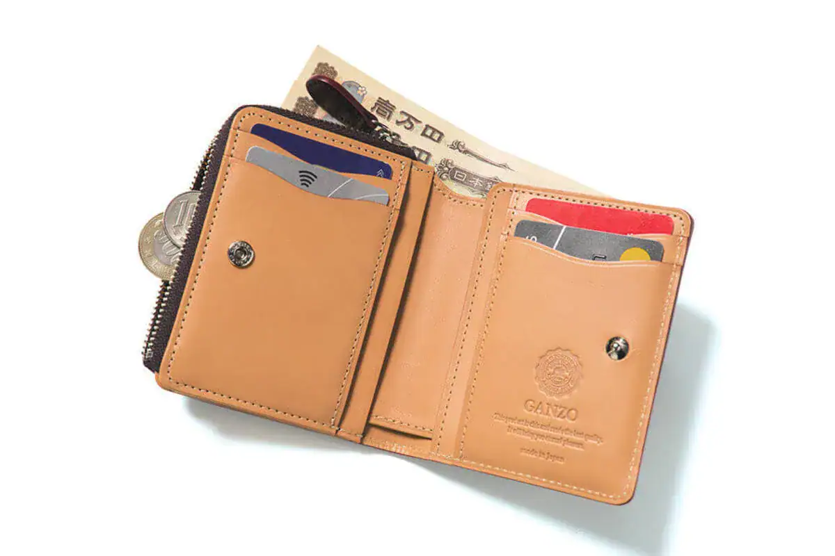 第3位 【あれもこれも欲しい…を即解決】絶品ミニ財布に“着るバッグ”まで!働き世代の願いを叶える傑作3選