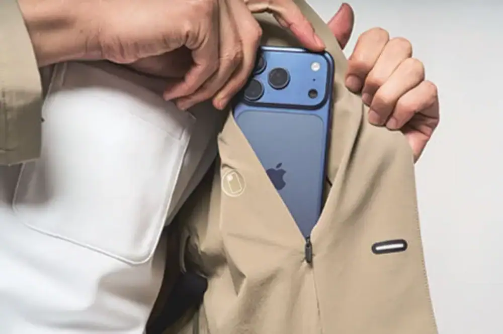 第3位　【あれもこれも欲しい…を即解決】絶品ミニ財布に“着るバッグ”まで！働き世代の願いを叶える傑作3選