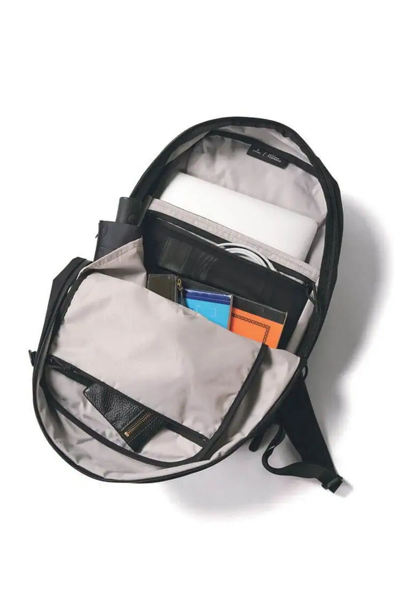 第3位　【出張快適リュックの最適解】ガバッと開いて超軽量！仕事も休日もこなす“フルオープン型”の最強バックパック3傑