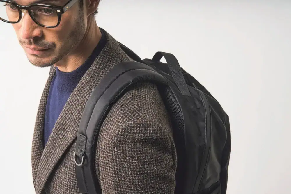 第1位　【無印良品の神リュックも】通勤が劇的にラク！荷物が多い人必見の「疲れない最強バッグ」3選