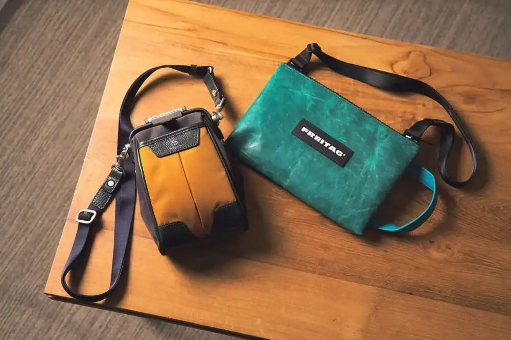 第1位　【手ぶら最強】スマホと財布だけで出かける！“多彩なポケットが超便利”大人の休日ショルダーバッグ3選を徹底解説