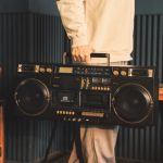 乾電池を入れて屋外でも使える