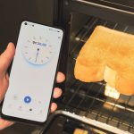 3本のカーボンヒーターが上下方向から食材に熱を届ける