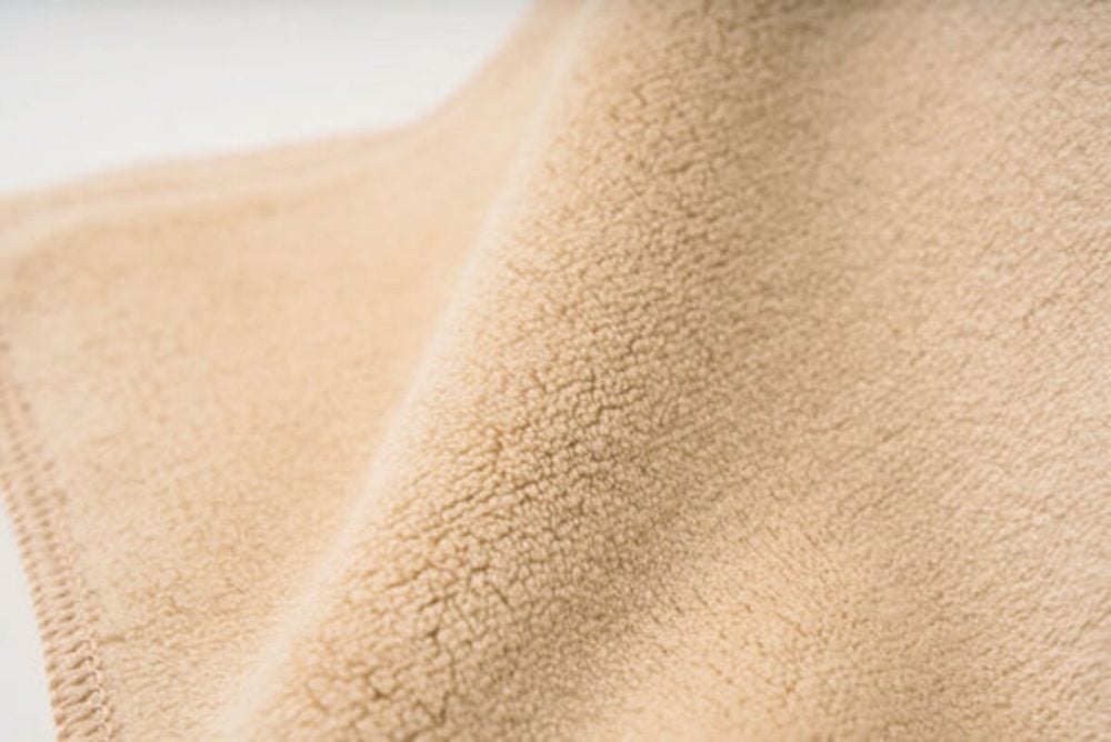 高い吸水力を持つ高密度のマイクロファイバー繊維を採用