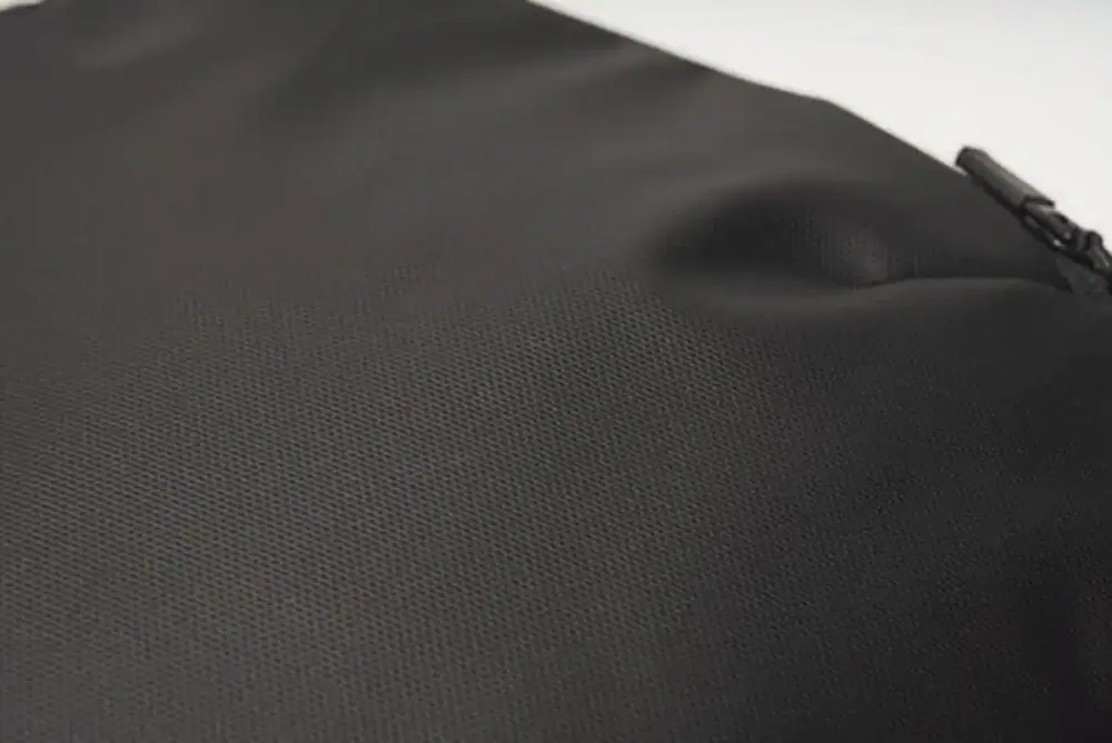 第1位　【通勤カバンの救世主】電車派「極薄8cm」、自転車派「ヘルメット収納」！目的別バックパックの大正解