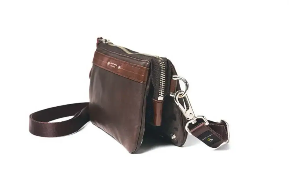 第1位　【収納力が異常】カード21枚からスマホまで！身軽に動きたい大人のための“新時代”ウォレット4選を徹底解説