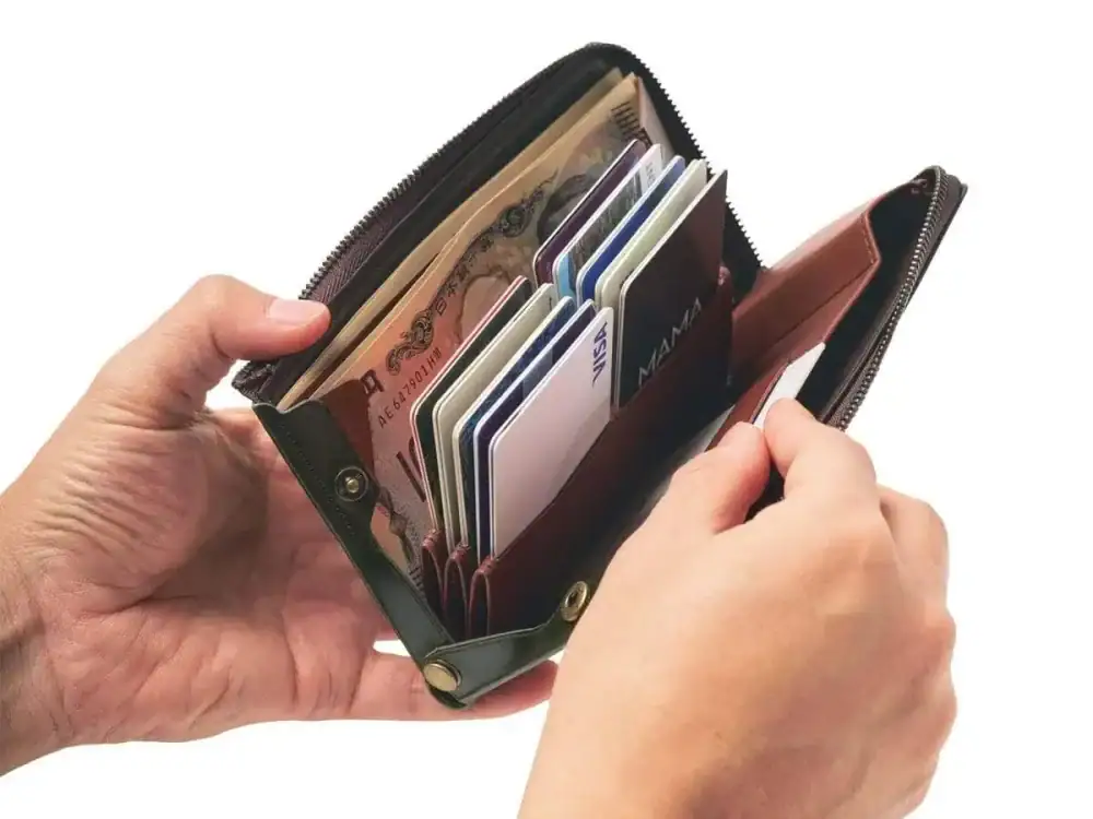 第1位　【収納力が異常】カード21枚からスマホまで！身軽に動きたい大人のための“新時代”ウォレット4選を徹底解説
