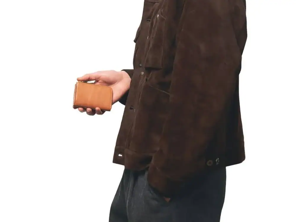 第2位　【一生モノの革財布】“革のダイヤモンド”コードバンで男を格上げ！「午年」に買うべき極上レザー財布3選をプロが徹底解説