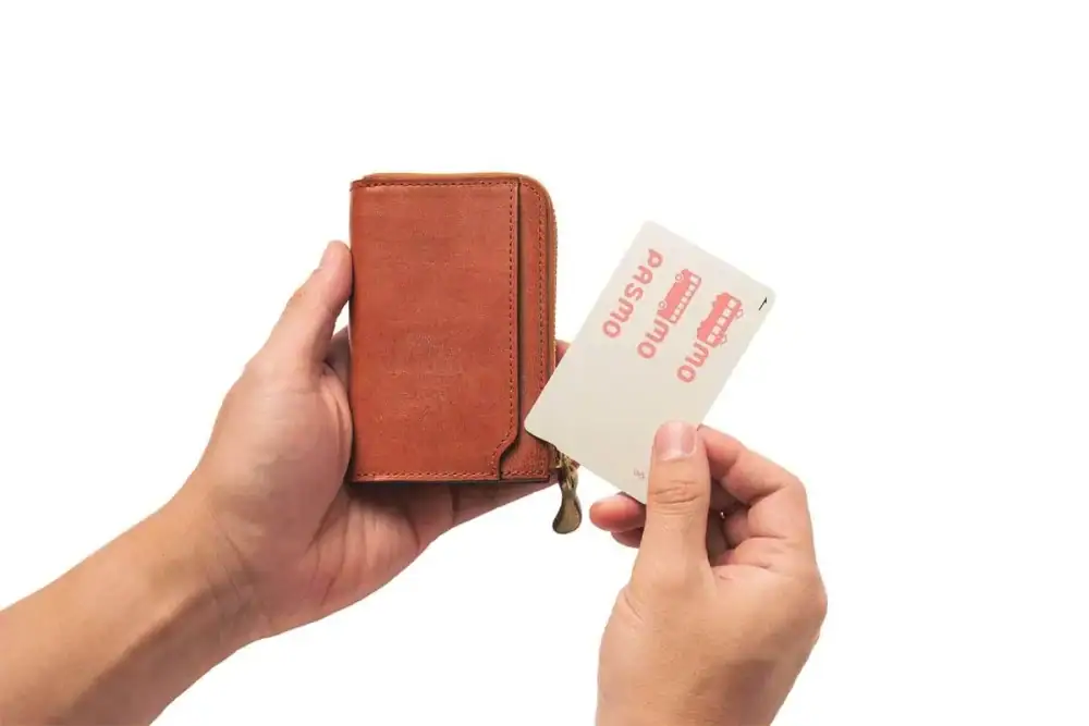 第2位　【一生モノの革財布】“革のダイヤモンド”コードバンで男を格上げ！「午年」に買うべき極上レザー財布3選をプロが徹底解説