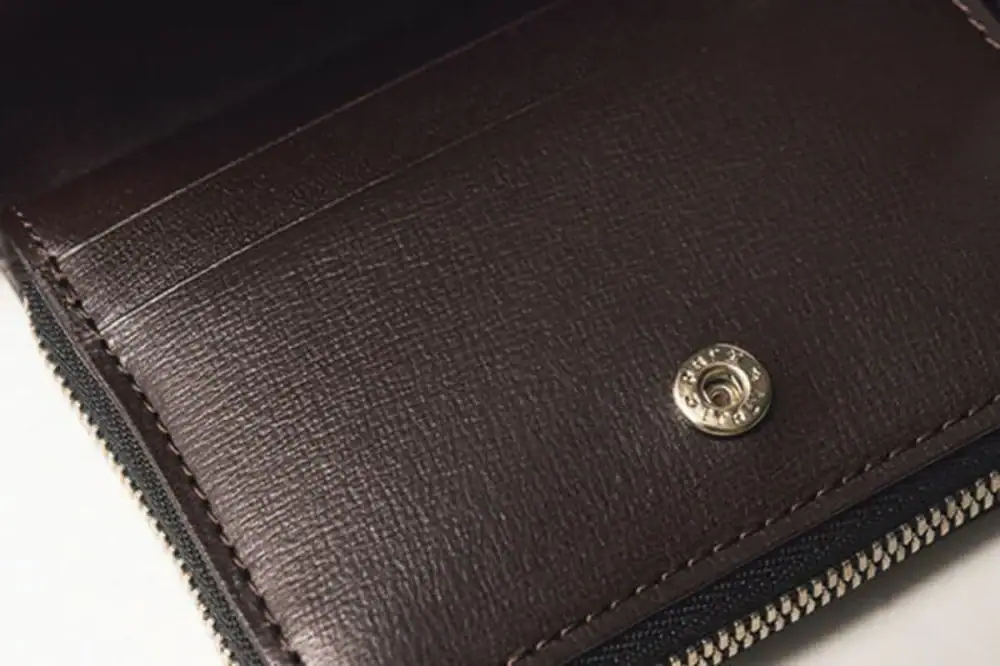 第2位　【一生モノの革財布】“革のダイヤモンド”コードバンで男を格上げ！「午年」に買うべき極上レザー財布3選をプロが徹底解説