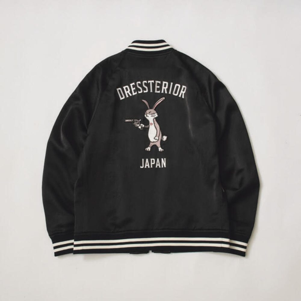 ドレステリア　ラビット刺繍 スカジャン