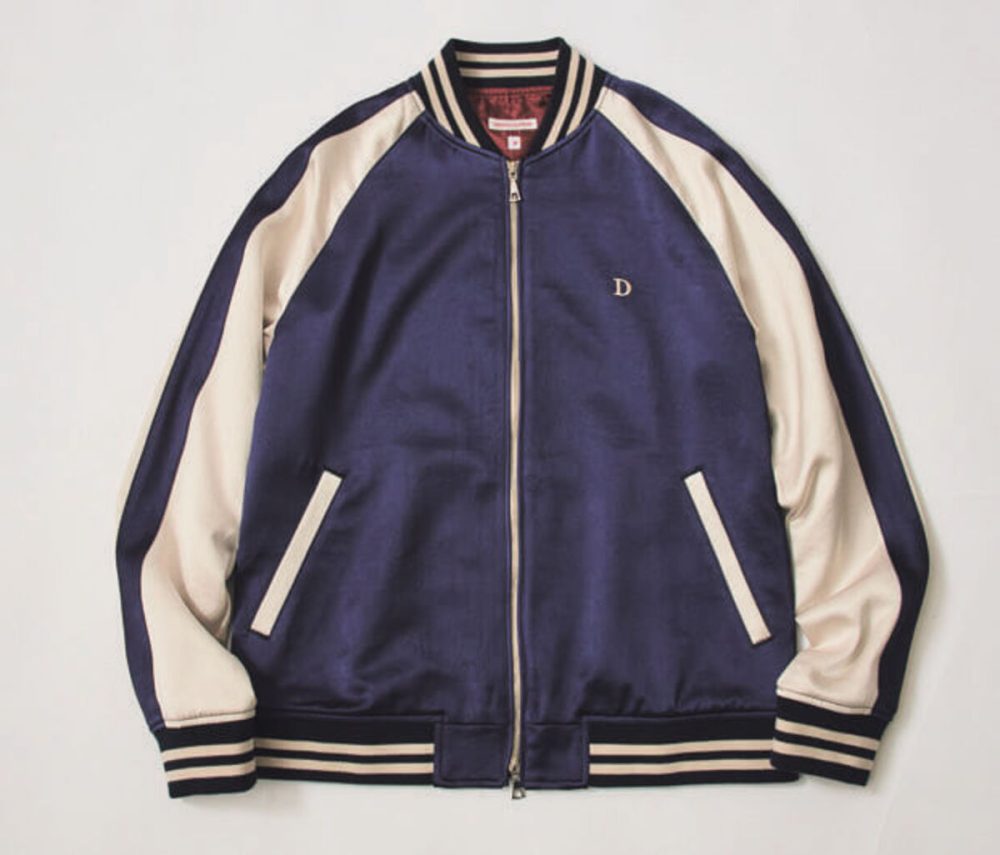 ドレステリア ラビット刺繍 スカジャン