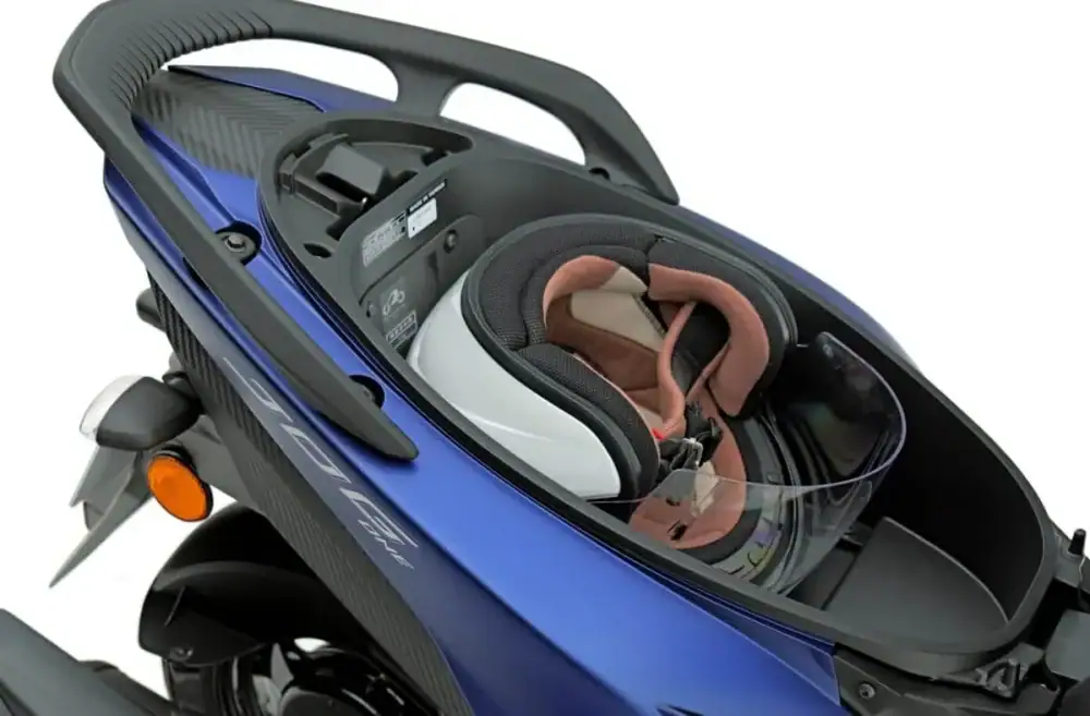 第3位　【原付免許で乗れるヤマハの125cc】新基準原付「JOG ONE」が快適すぎる！25万円台＆乗りやすさを重視した“軽快スクーター”の正解