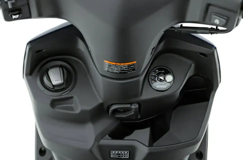 第3位　【原付免許で乗れるヤマハの125cc】新基準原付「JOG ONE」が快適すぎる！25万円台＆乗りやすさを重視した“軽快スクーター”の正解