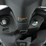 第3位　【原付免許で乗れるヤマハの125cc】新基準原付「JOG ONE」が快適すぎる！25万円台＆乗りやすさを重視した“軽快スクーター”の正解