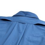 肩と背中にはベンチレーションが施されており通気性が良い