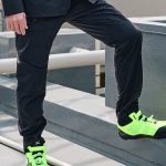 ストレッチカーゴパンツ ブラック オープン価格（ミズノ公式オンライン販売価格 ¥25,300）