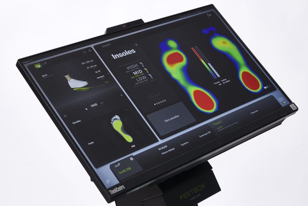3Dスキャン機器が設置されているので、足の左右差やクセなどの正確なデータをもとにシューズを選ぶことができる