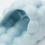 インソール部分に設置された立体的なゴリラの顔が足裏を刺激