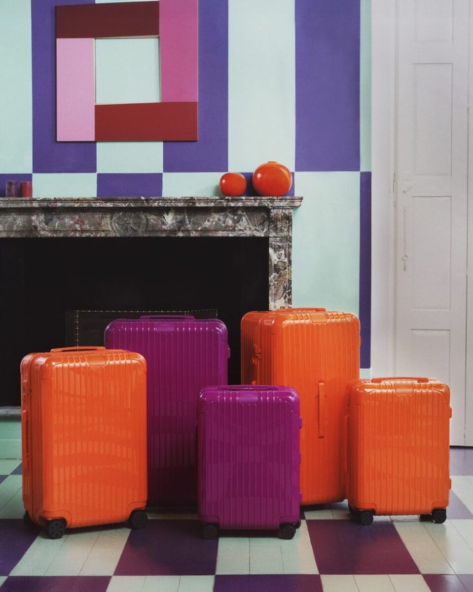 【旅を格上げする限定色】リモワの「Essential」コレクションにオレンジ＆マゼンダが仲間入り