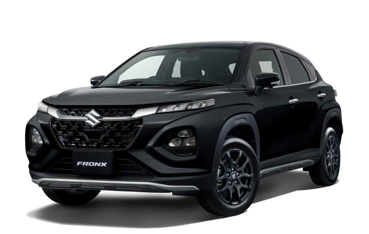 スズキからコンパクトSUV「フロンクス」用の新しい純正アクセサリーキット「ナイトメタル」が登場