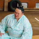 玉鷲関は「“弱み”がある、“恥ずかしい”という思いがあるからこそ強くなれる」と語る