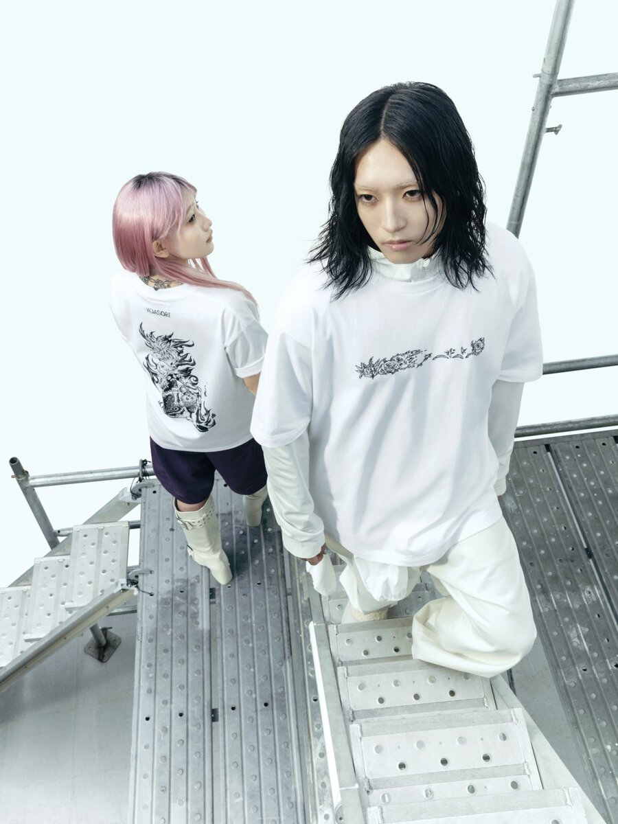 UT「MEN Tシャツ(GILLOCHINDOX☆GILLOCHINDAE)」¥1,990