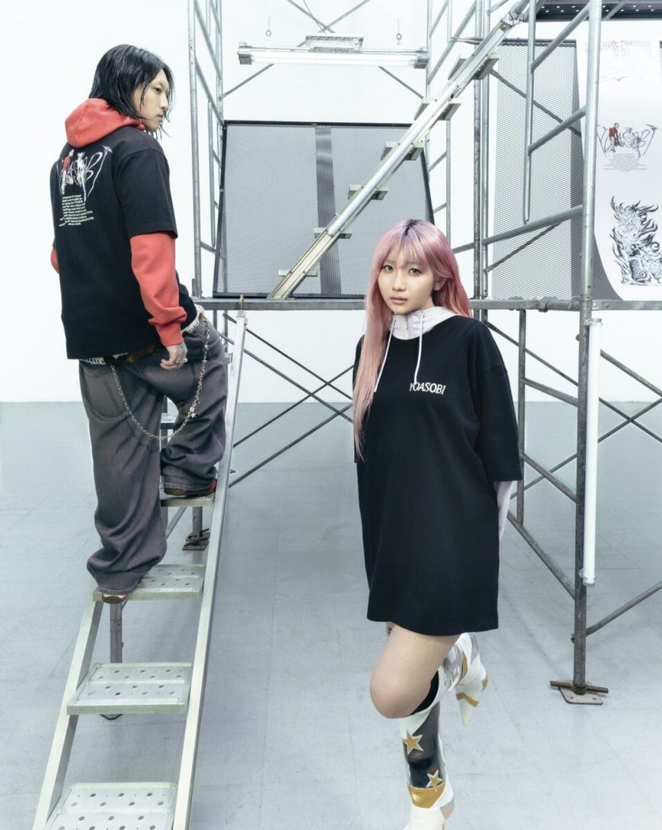 UT「MEN Tシャツ（GILLOCHINDOX☆GILLOCHINDAE）」￥1,990