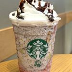 スターバックスコーヒー「イチゴ チョコレート フラペチーノ」カスタマイズすると、チョコレート感が増した