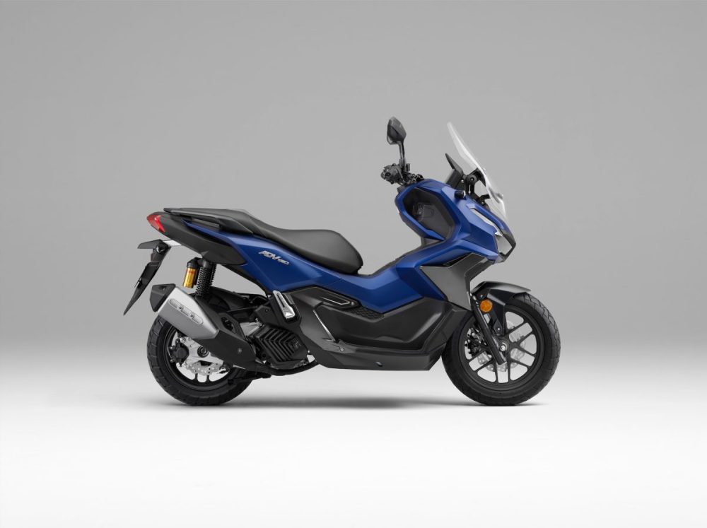 他のスクーターとは一線を画したアドベンチャー感のあるデザインも「ADV160」の魅力