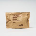 無印良品 くり返し使える脱臭竹炭