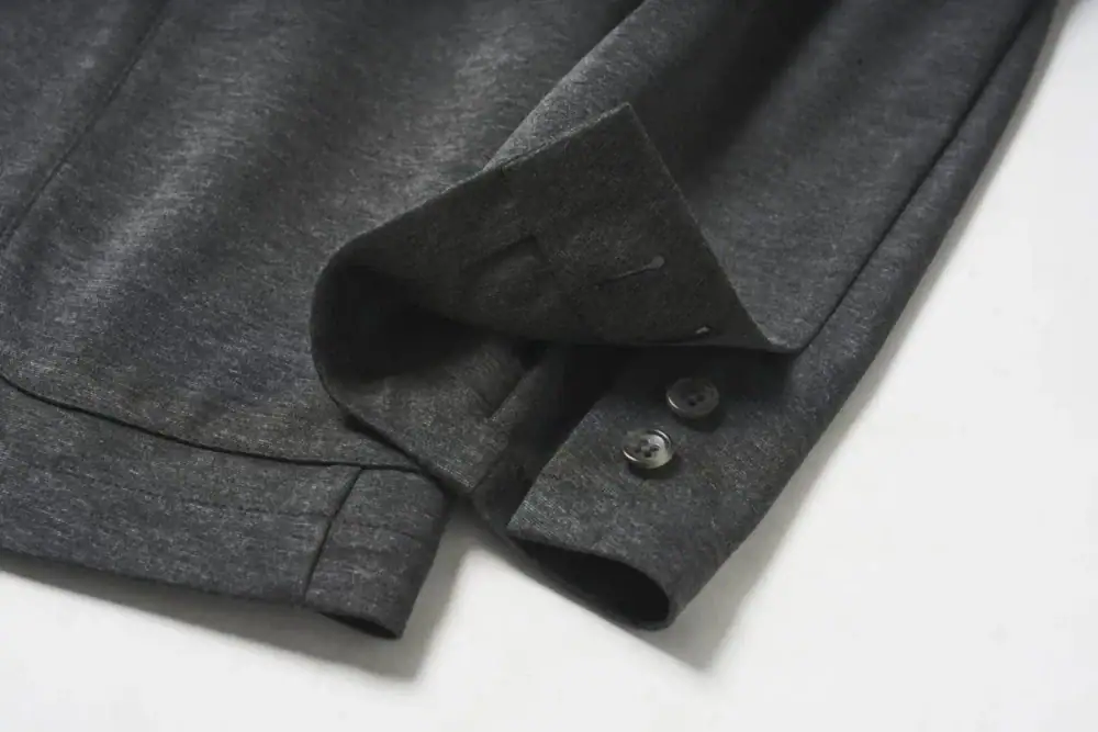 第3位　【無印良品で完璧】最強の仕事服が揃う！着心地抜群セットアップ、疲れにくいバッグ＆スニーカー…7点セットを徹底解説