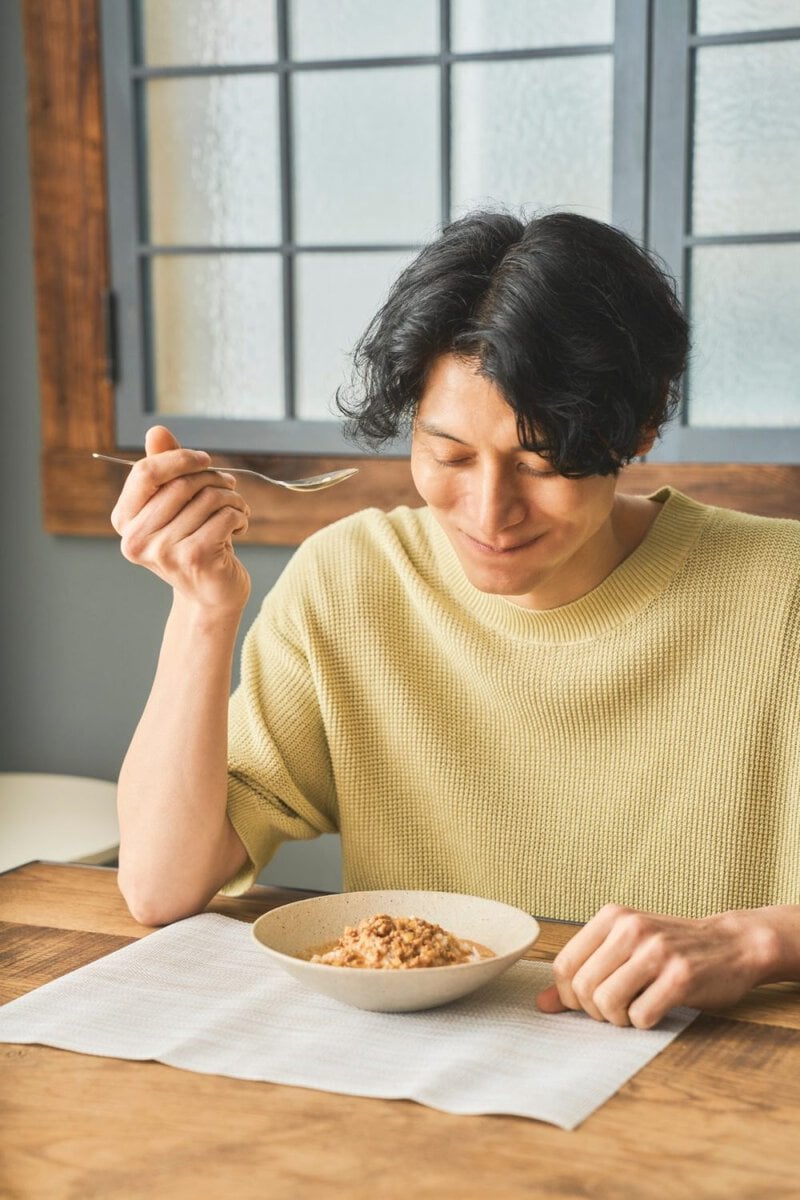 温めるだけで本格的な味わいが楽しめるのはもちろん、実は“ひと手間”加えるだけで、想像を絶する激ウマ料理に