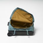 大きな開口部で荷物もラクラク取り出せる