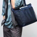 どんな服装にも合わせやすいデザイン&カラー