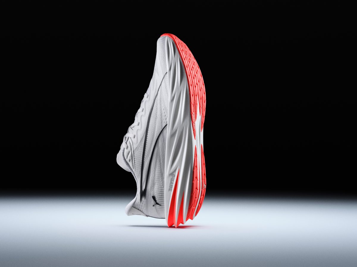 【あと一歩を求めるランナーに朗報】プーマ「ディヴィエイト ニトロ」にシリーズ初のノンプレートモデルが登場!自然なスピード感を追求