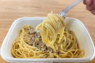 「冷凍食品なのに…レベル高っ」香りの高さに驚愕！スーパーで買える“キノコ系冷凍パスタ”3選を食べ比べてみた