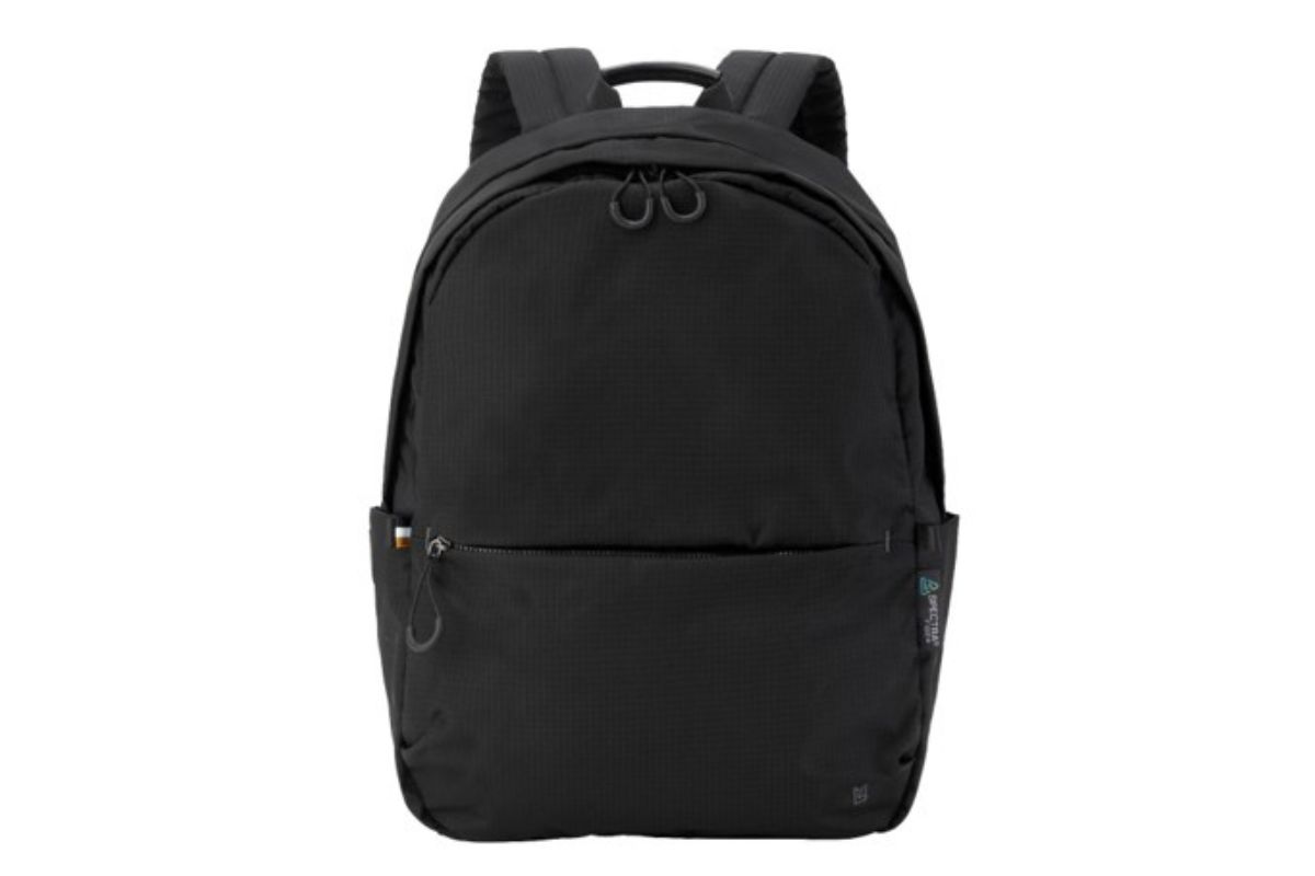 ミレスト「TROT SPECTRA バックパック M」￥15,950／W300×H400×D130㎜／約20ℓ／435ｇ