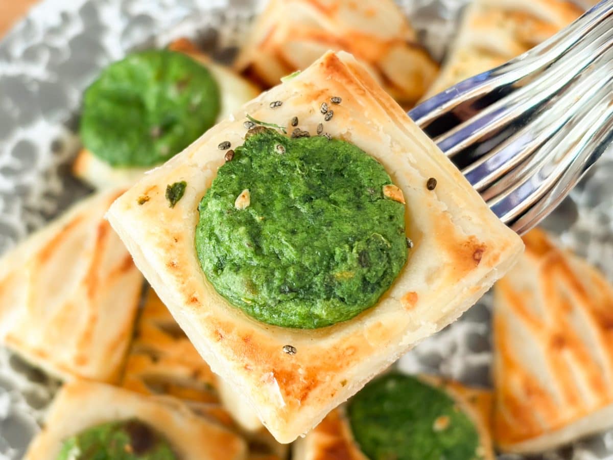 「ほうれん草&リコッタ」を食べてみると、濃厚でほうれん草の味がしっかりあります