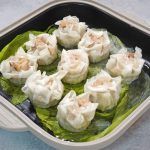 ニトリ「レンジで両面焼き目がつく レンジグリル」で蒸し料理。
