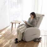マッサージをしない時は、ソファとしても活躍