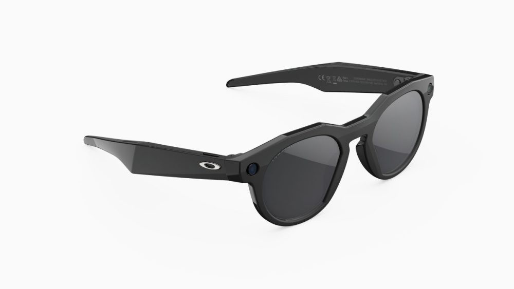 オークリー「オークリー メタ HSTN」￥77,220～92,620