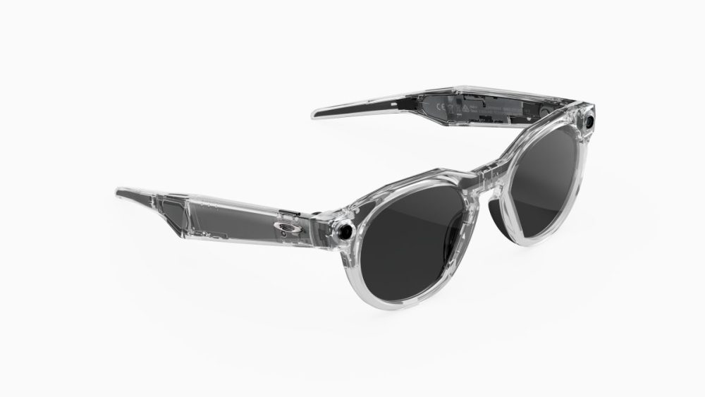 オークリー「オークリー メタ HSTN」￥77,220～92,620