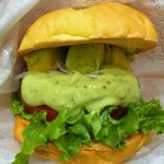 ヘルシーなのにしっかりと旨味も感じられるヘルシーなバーガーは罪悪感なしに食べられるから、健康志向の方にもおすすめ