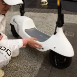 第3位　「1km2円で走れるってコスパ抜群」電動キックボードの不安を払拭したシティモビリティ！“低重心だから安定安心”のスマートスクーターBESS.に試乗してみた